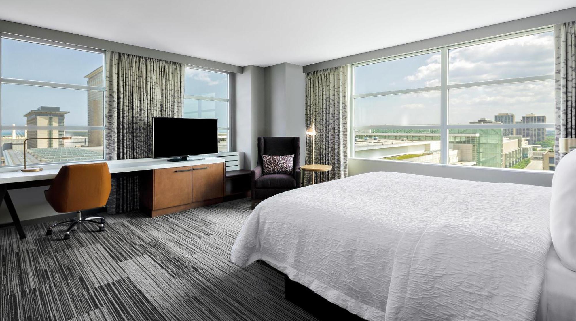 Corner King Room View,1756660449:JPEG